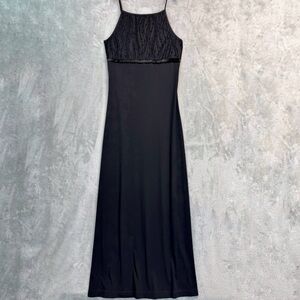 Elegant Black Maxi Dress